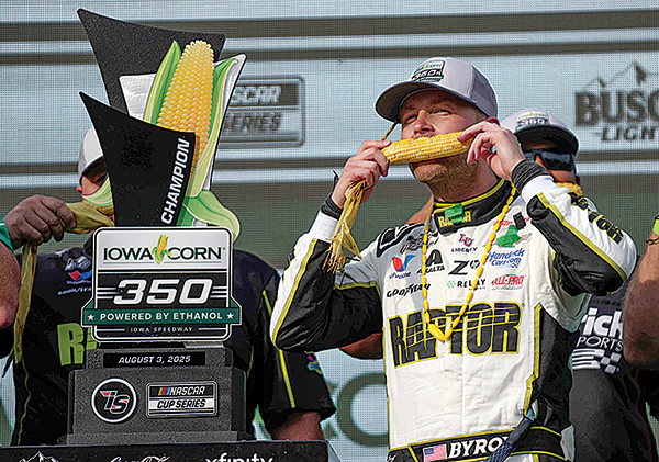 Byron builds momentum toward NASCAR playoffs | News, Sports, Jobs - Times  Republican